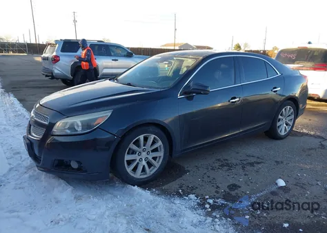 2013 Chevrolet Malibu 1Lz z USA, uszkodzony, nr VIN 1G11H5SA2DF318892